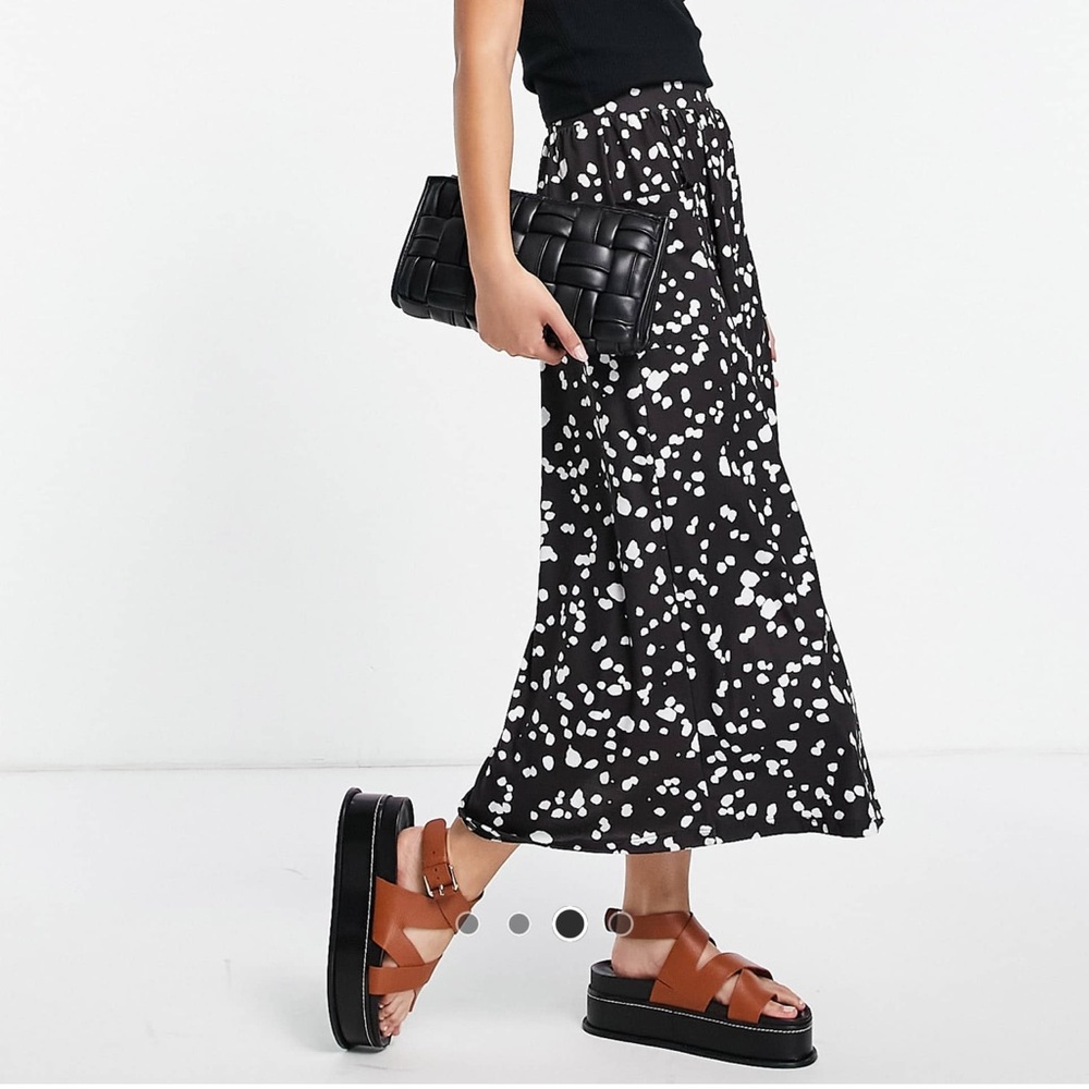 Black and White Midi Skirt